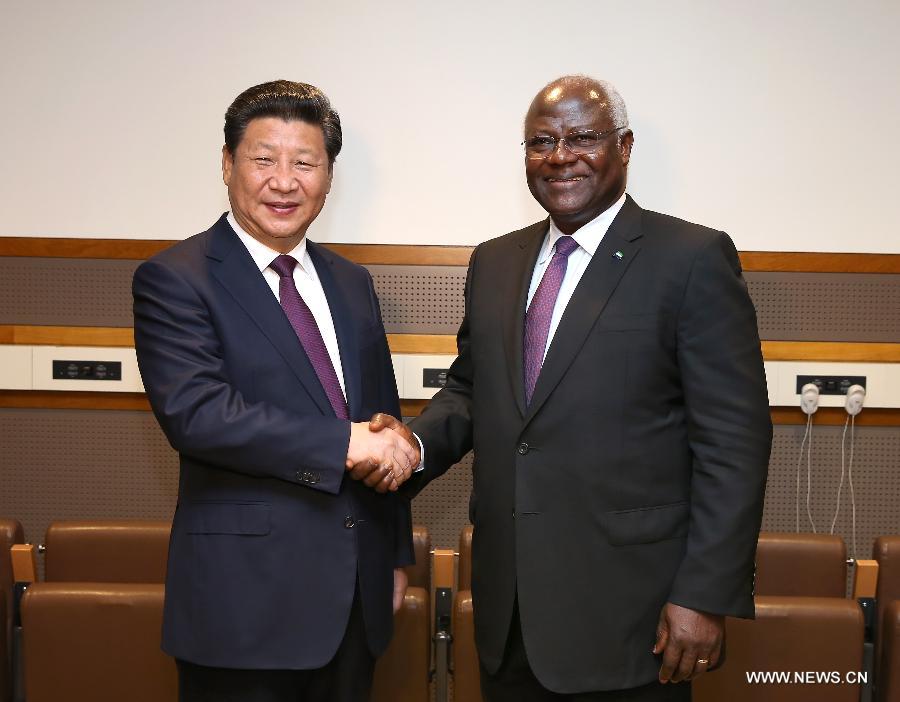 La Chine va aider à reconstruire la Sierra Leone après Ebola, annonce Xi