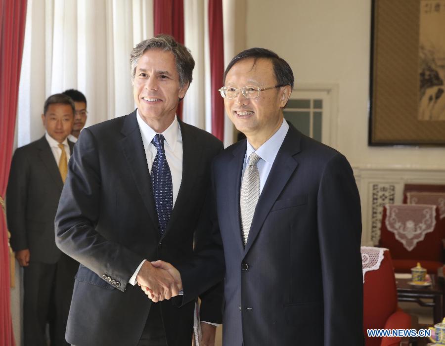 Un conseiller d'Etat chinois rencontre un envoyé spécial américain