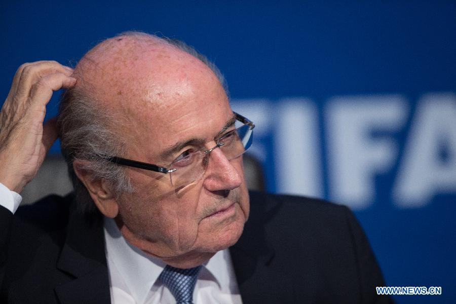 FIFA : Blatter et Platini sous le coup d'une suspension de 90 jours
