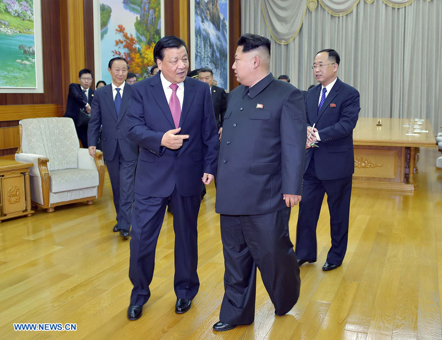 Un haut responsable du PCC rencontre le dirigeant de la RPDC Kim Jong Un et lui remet une lettre de Xi Jinping