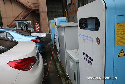La Chine construira des bornes de recharge pour 5 millions de véhicules électriques d'ici 2020