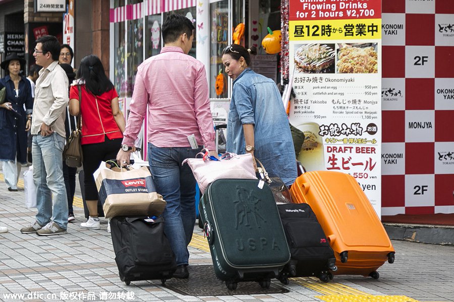 En huit jours, les touristes chinois ont dépensé 730 millions d’euros au Japon