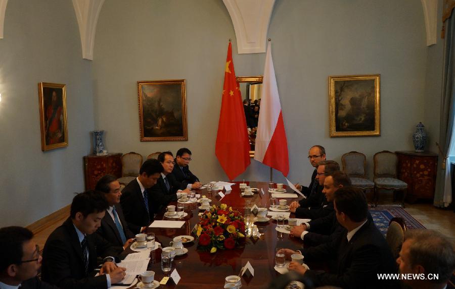 Le président polonais et le ministre chinois des Affaires étrangères décident d'élargir la coopération sino-polonaise