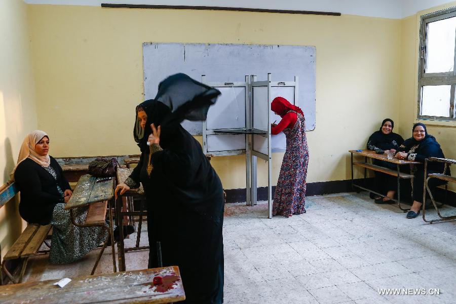 Les Egyptiens votent pour les premières élections législatives depuis la chute de Morsi
