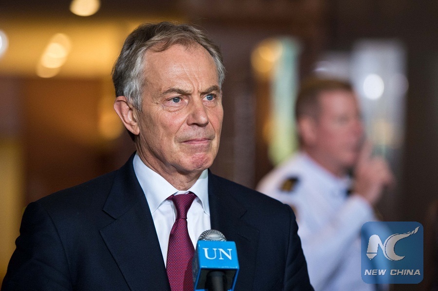 L'ex-PM britannique Tony Blair s'excuse pour les 