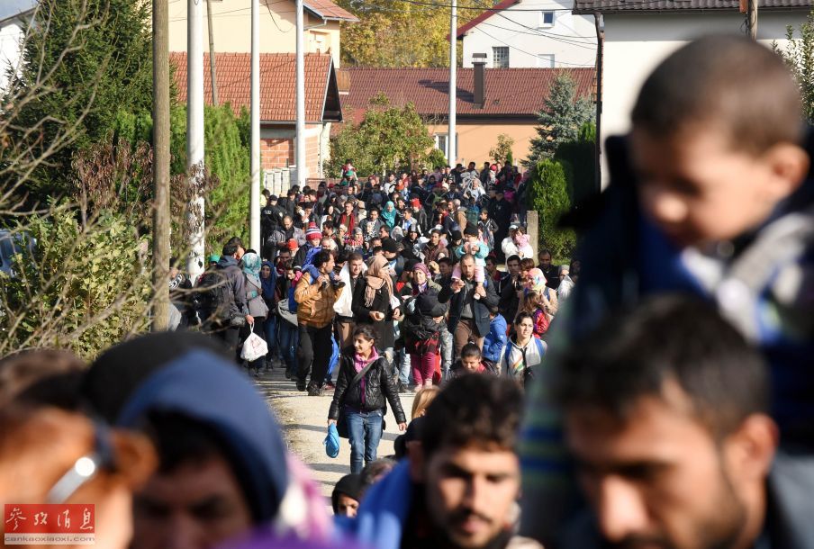 La longue marche périlleuse des migrants vers l'Europe