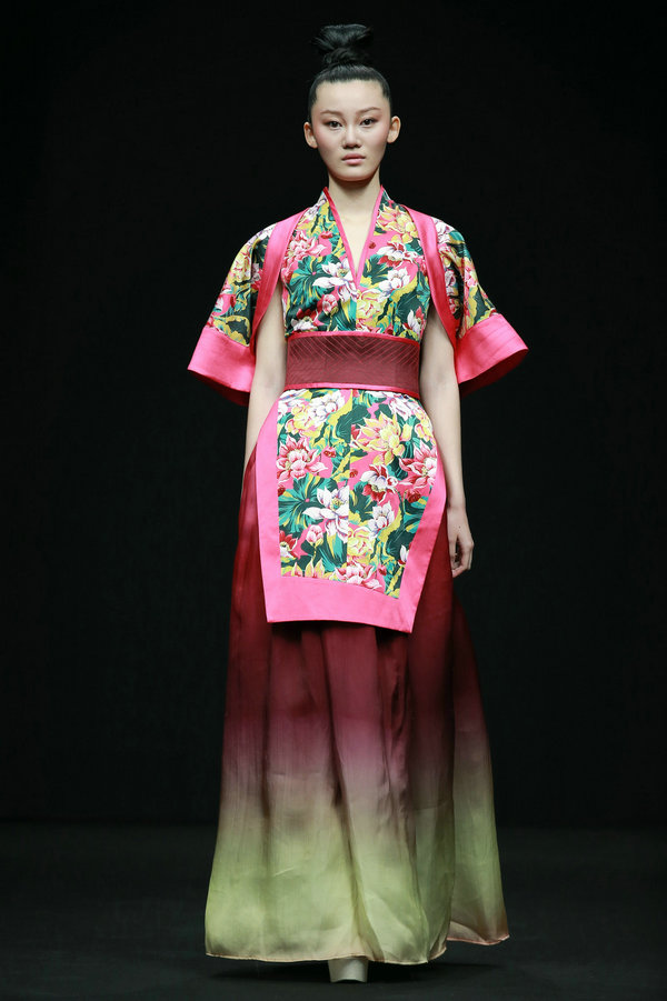 Les plus belles créations de la Semaine internationale de la mode de Chine 2016