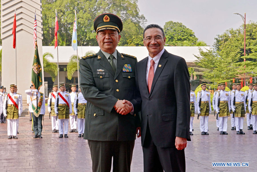La Chine et la Malaisie s'engagent à renforcer leur coopération en matière de défense