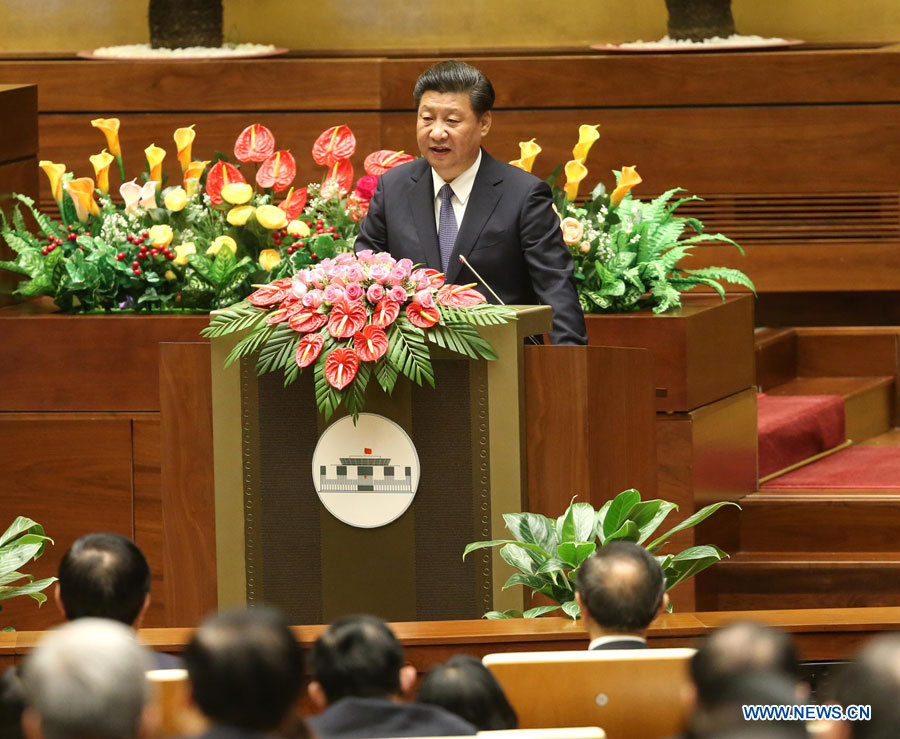 Xi Jinping salue l'amitié sino-vietnamienne et appelle à gérer les différends de manière appropriée