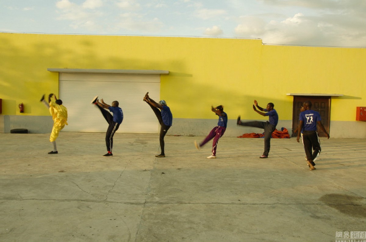 Le Kung Fu de Shaolin populaire dans les régions rurales africaines