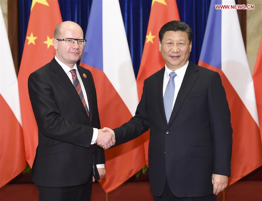 Les dirigeants chinois et tchèque voient plus de chances dans l'initiative 