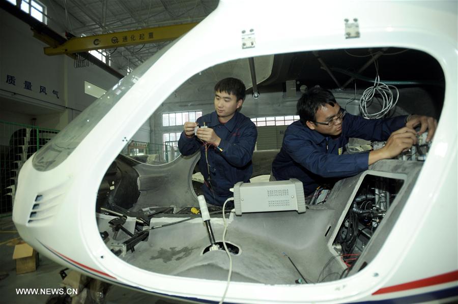 Le premier avion électrique de la Chine approuvé pour la production