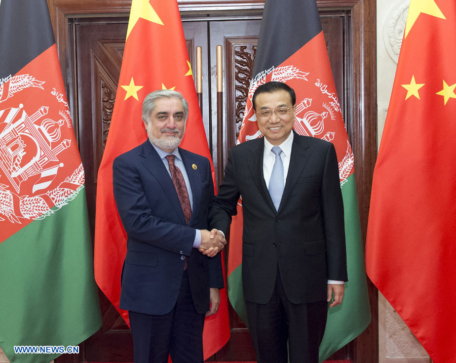 Le PM chinois appelle à renforcer les liens avec l'Afghanistan en termes d'économie et de sécurité