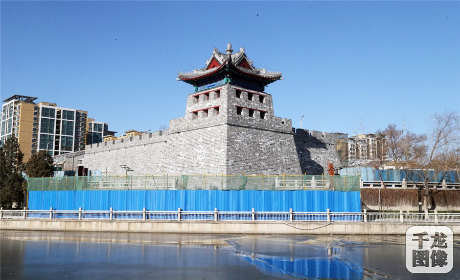 Beijing : reconstruction de la tour de guet de Zuo'anmen