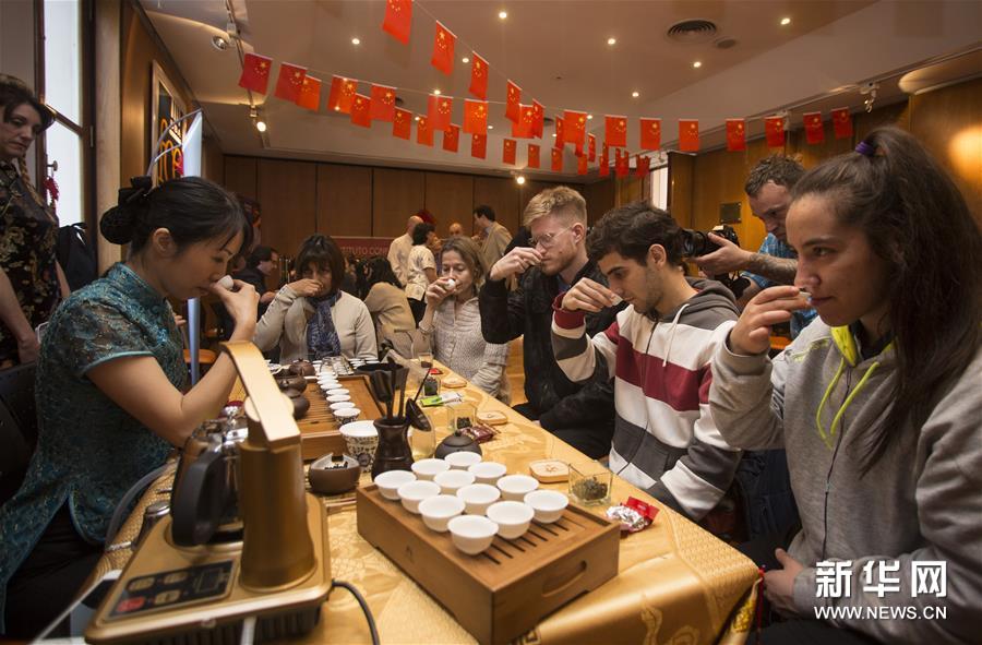 Retour en images : les activités culturelles chinoises dans le monde en 2015