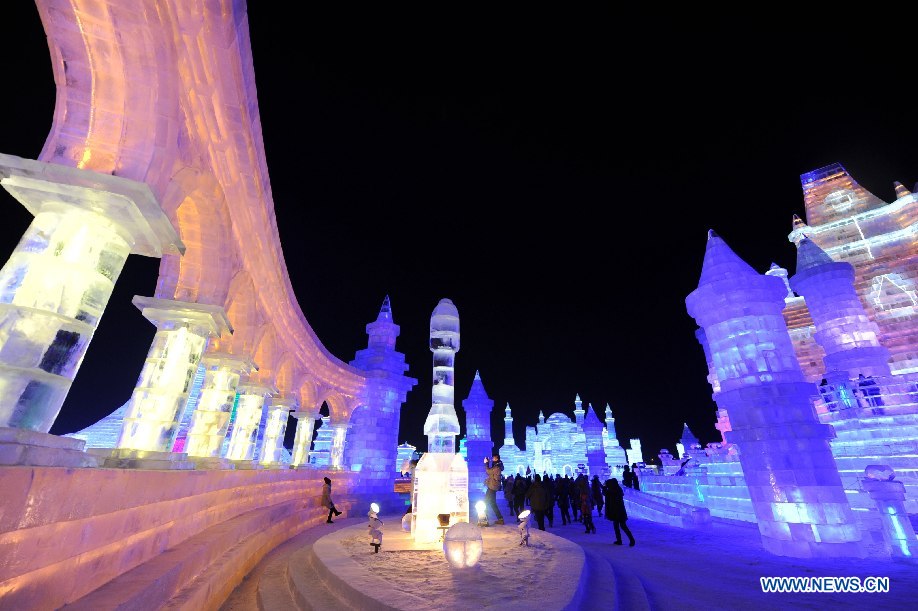 Ouverture d'un festival international de glace et de neige en Chine