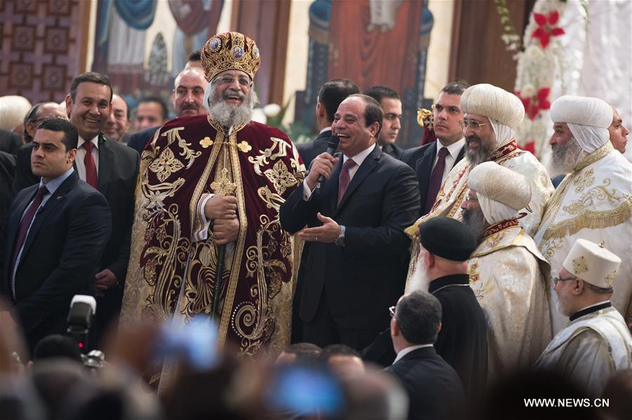 Le président égyptien se rend dans une église copte pour assister à une messe de Noël