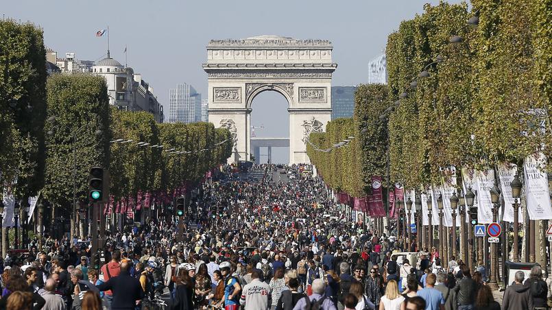 Paris : Les Champs-Elysées rendus aux piétons une fois par mois