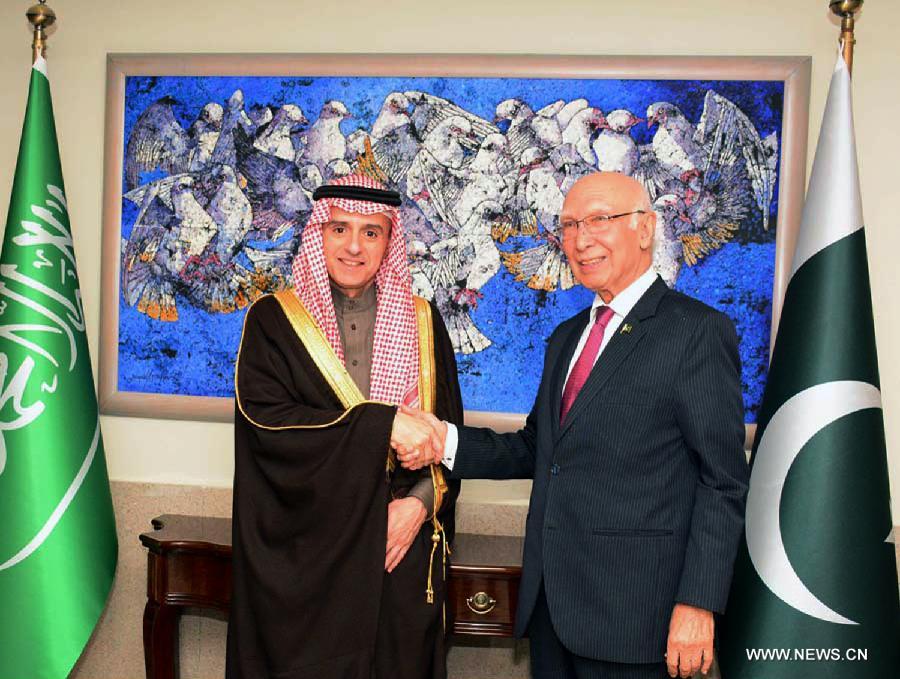 Le chef de la diplomatie saoudienne se rend au Pakistan pour la coopération sur des 