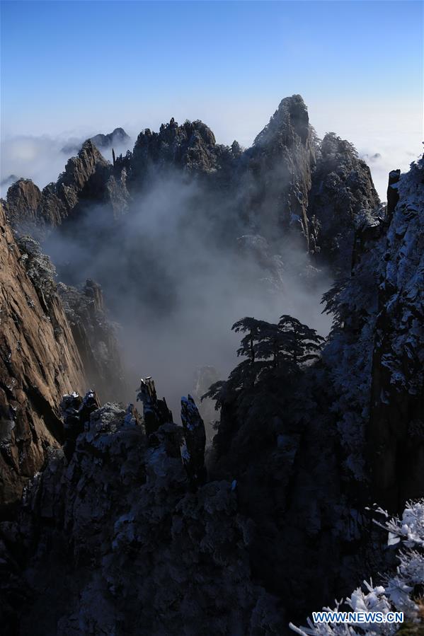 Chine: paysages magnifiques des monts Huang