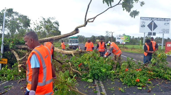 Les îles Fidji balayées par des vents de plus de 300 km/h, au moins 6 morts