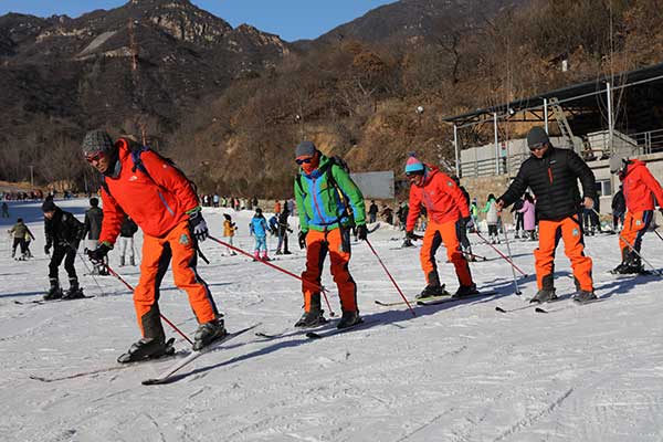 Tibet : construction de la station de ski la plus haute de Chine