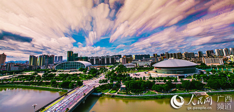 En images : le ciel bleu du Guangxi sous l'objectif d'un photographe