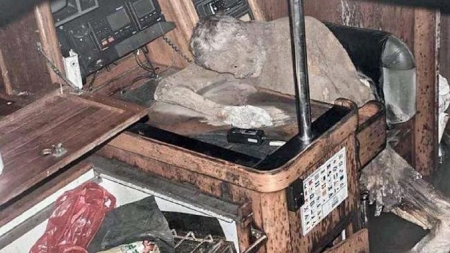 Le corps momifié d'un aventurier allemand retrouvé sur son yacht abandonné