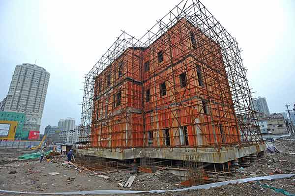 Protection du patrimoine : un bâtiment déplacé de 90 m à Wuhan