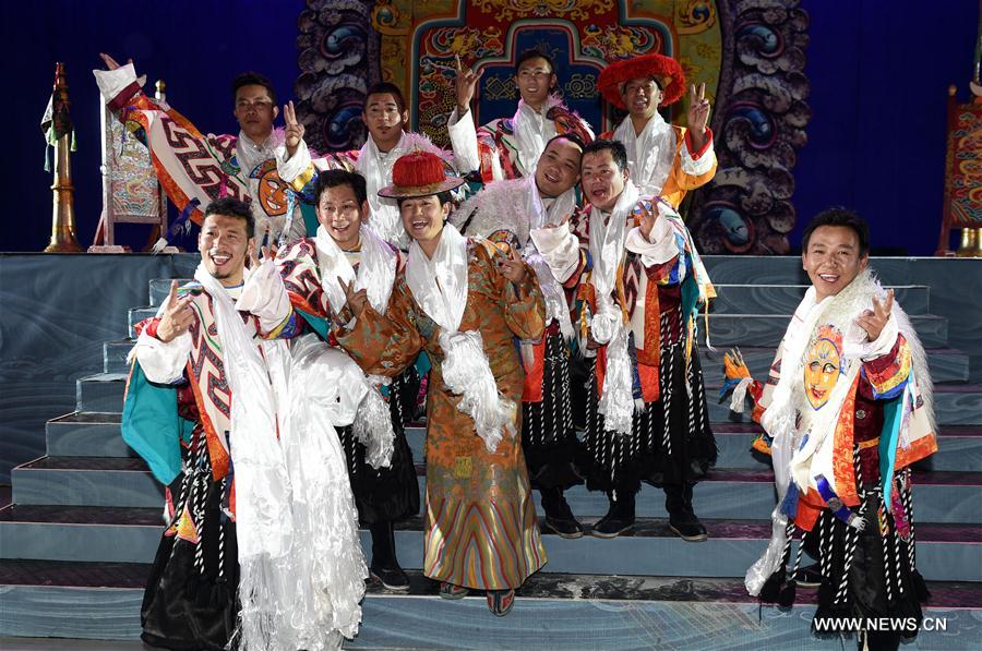 Chine : première à Lhassa de l'opéra tibétain traditionnel 