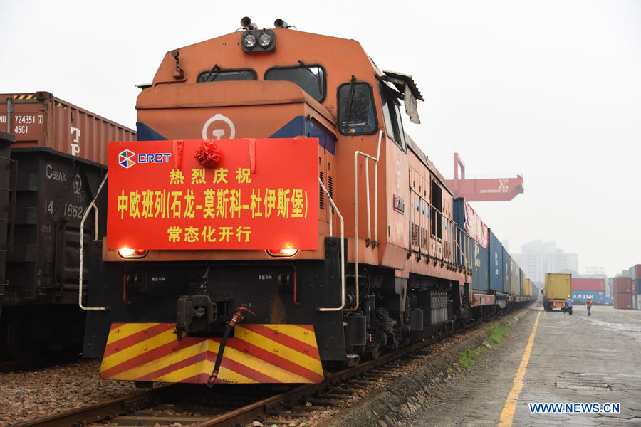 Le pôle chinois d'exportations lance un train de marchandises régulier vers l'Europe