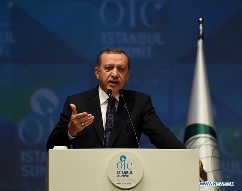 Le sommet islamique à Istanbul s'engage à lutter contre le terrorisme 