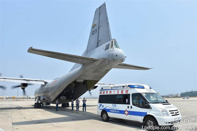 La marine chinoise mène à bien une mission médicale historique en mer de Chine méridionale