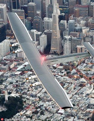 Solar Impulse 2 est arrivé sans encombre en Californie après avoir traversé le Pacifique