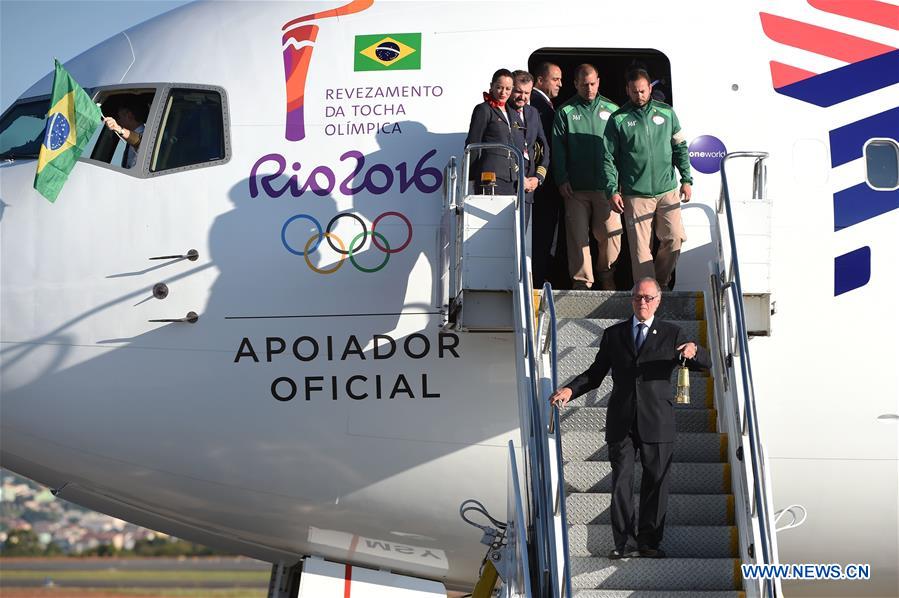 Arrivée de la flamme olympique au Brésil