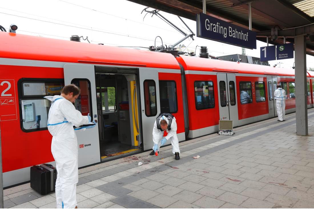 Attaque au couteau dans une gare près de Munich, 1 mort et 3 blessés