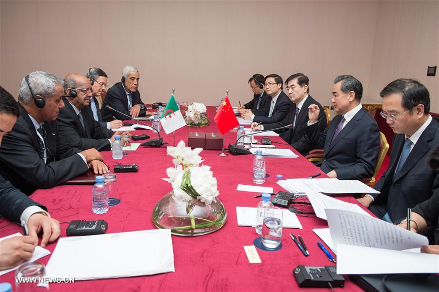 La Chine travaillera avec l'Algérie pour promouvoir ses liens avec les pays arabes et africains