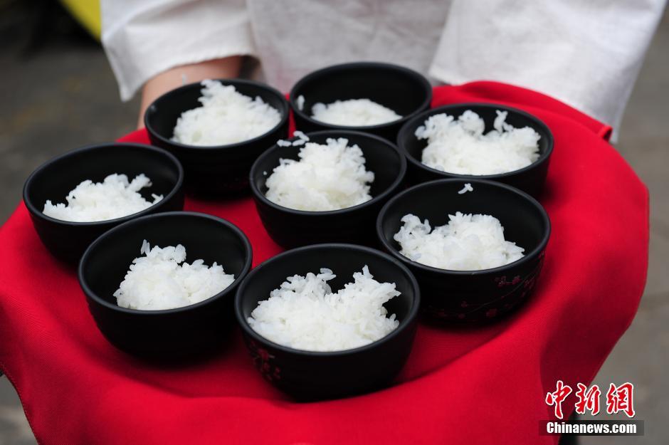 Cuisson du riz : Un maître japonais séduit les Chinois