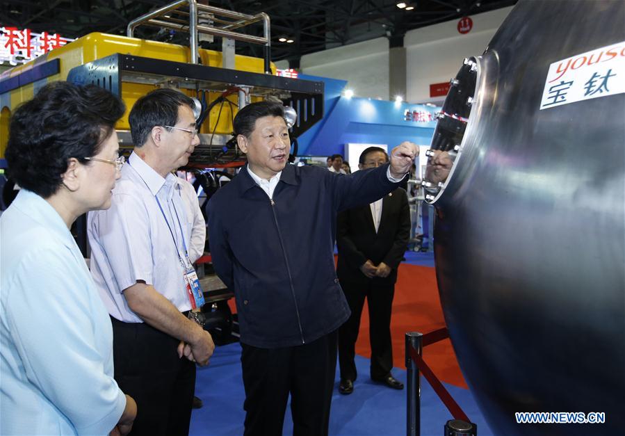 Xi Jinping appelle à la persévérance dans l'innovation des sciences et technologies