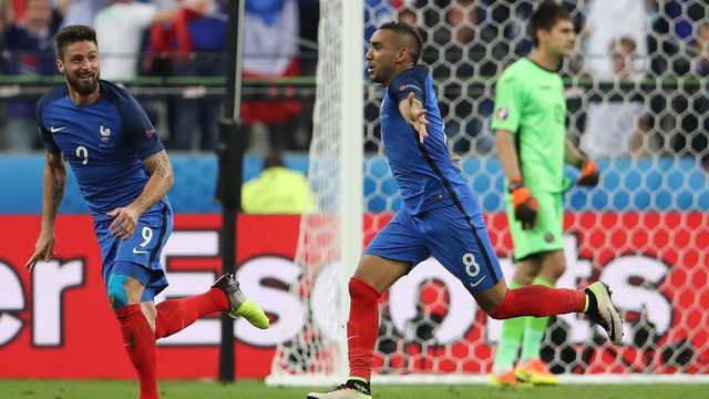 Victoire dans la douleur pour la France contre la Roumanie lors du match d'ouverture de l'Euro 2016