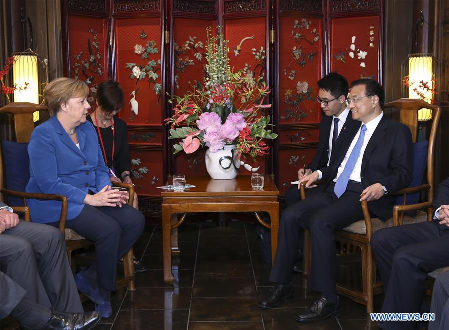 Li Keqiang se dit confiant dans les relations sino-allemandes