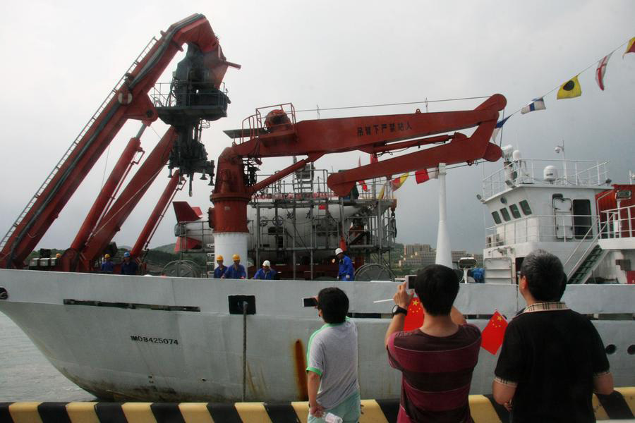 Le submersible Jiaolong revient du Pacifique Ouest avec de nombreuses découvertes