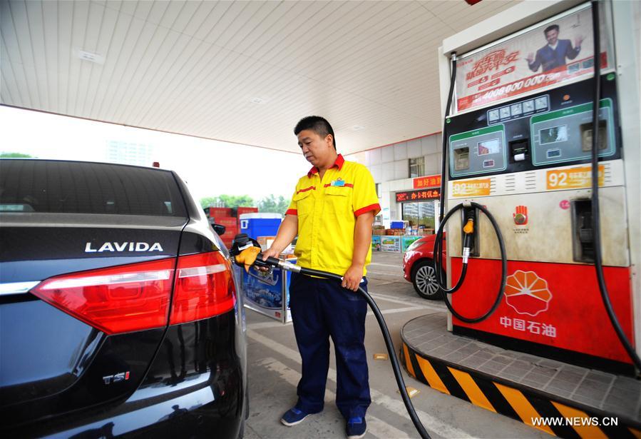Chine : baisse des prix de vente au détail des carburants