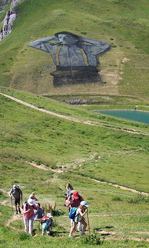 Suisse : la plus grande peinture biodégradable au monde