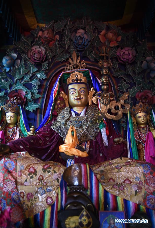 Le temple de Lamaling au Tibet