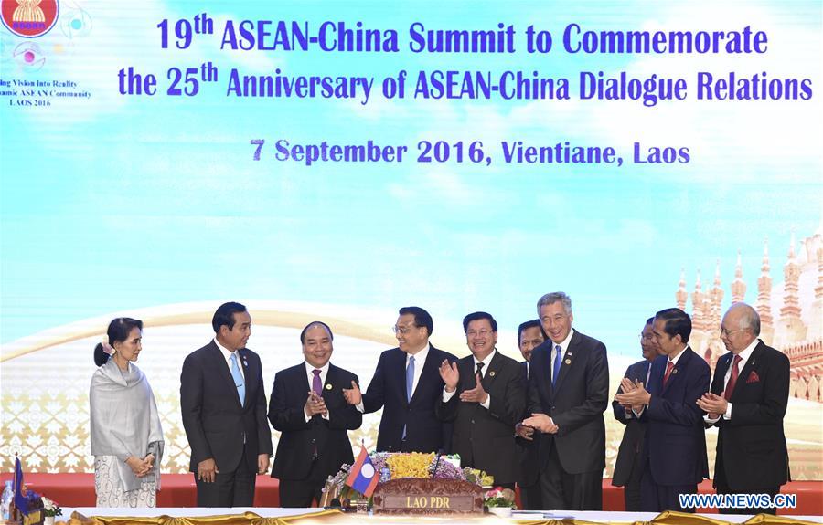 Le PM chinois salue 25 ans de relations Chine-ASEAN