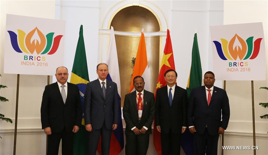 La Chine et l'Inde veulent développer la coopération entre les BRICS