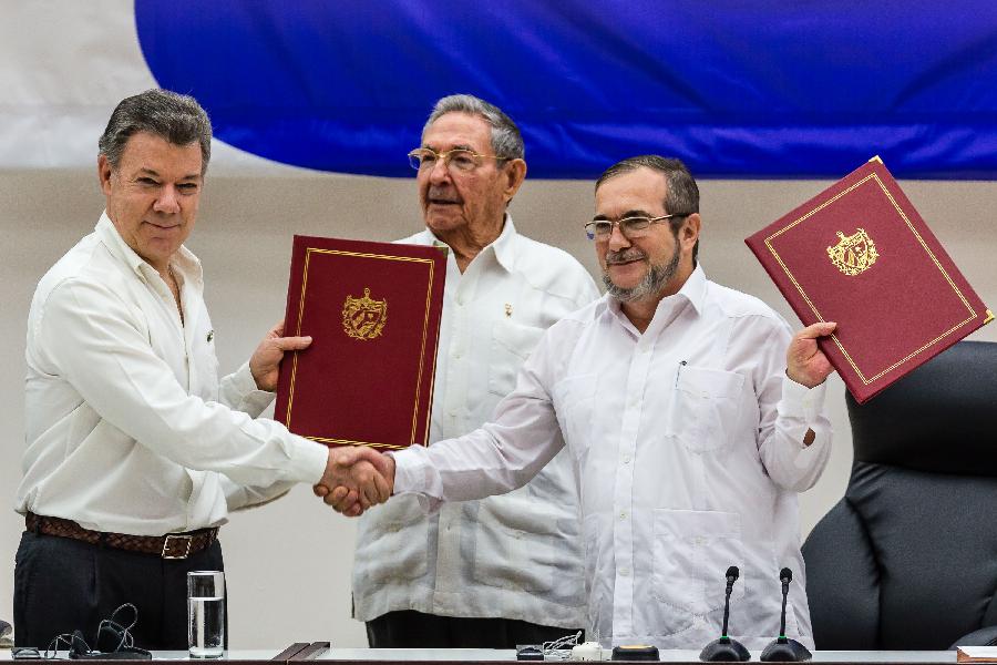 Le prix Nobel de la paix 2016 décerné au président colombien Santos