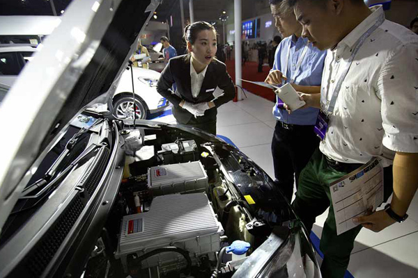 La Chine va bientôt dévoiler une feuille de route du développement des voitures électriques