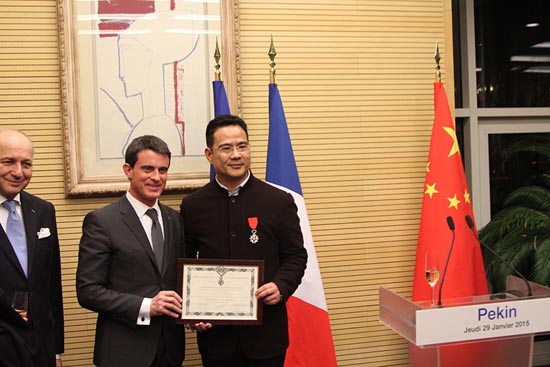 Dong Qiang, premier correspondant chinois de l'Académie des sciences morales et politiques de l'Institut de France